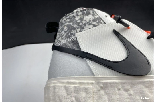 Nike READYMADE Mid - White Blazer CZ3589-100 0205